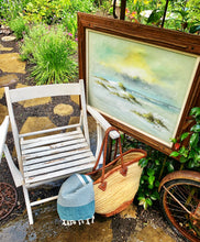 Load image into Gallery viewer, Folding Vintage Beach Chair
